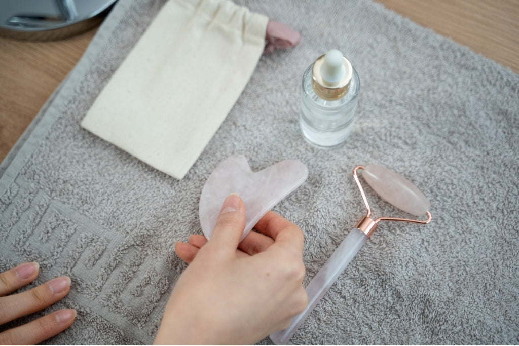 Pink Jade Roller Benefits for Skin Circulation & Glow
